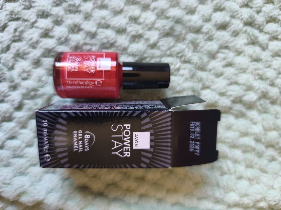 Avon - Power Stay - Żelowy lakier do paznokci - 10 ml - SCARLET POPPY