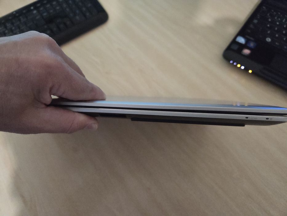 Portátil Toshiba Satellite S50