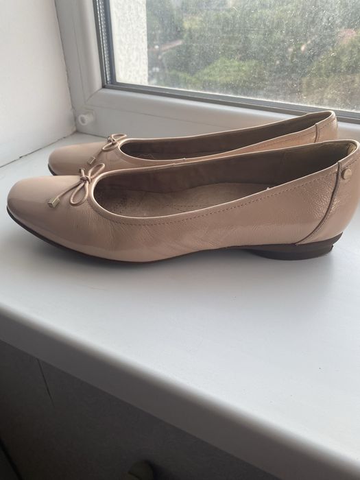 Туфлі жіночі Clarks 39 р.