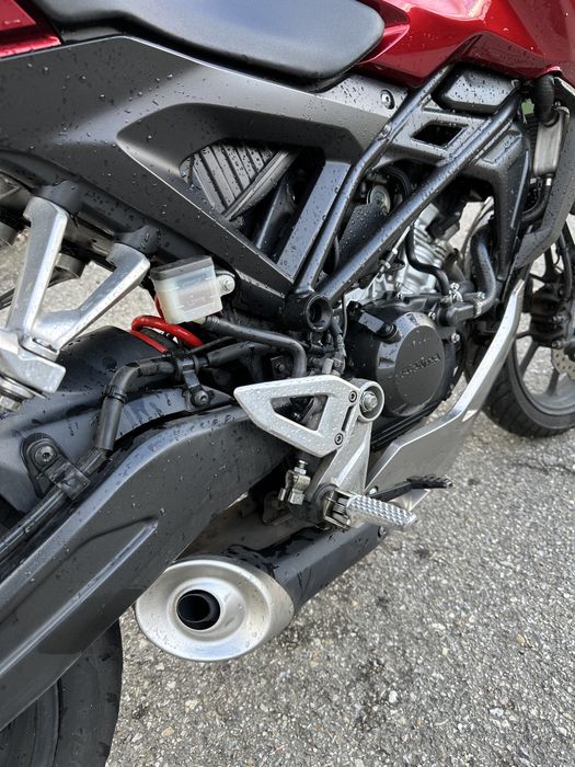 vendo mota honda 125 r 2019