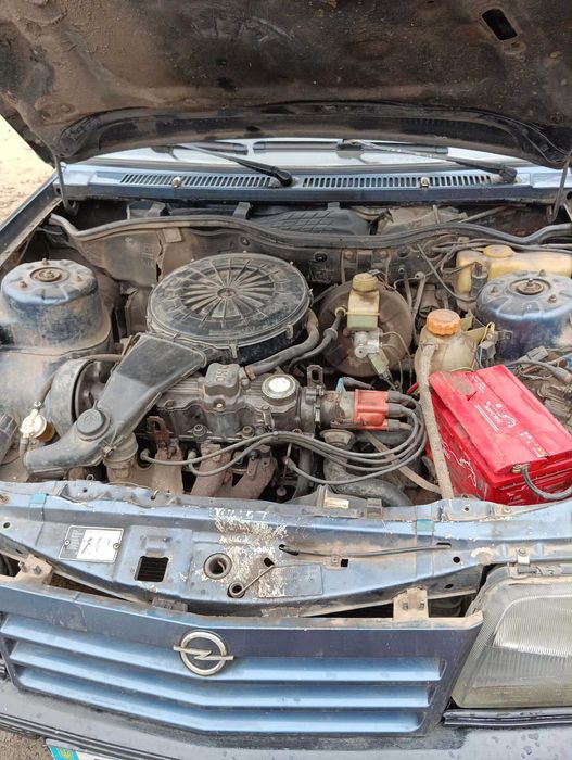 продам Opel Ascona в хорошем состоянии