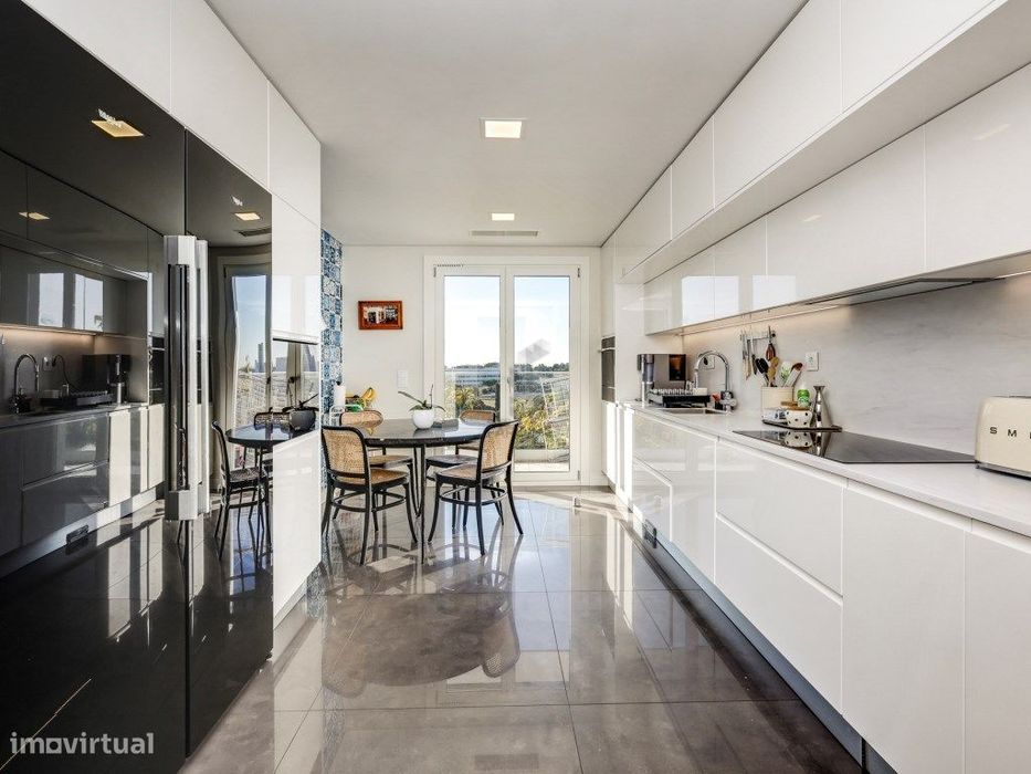Magnífico e Exclusivo Penthouse T4 DUPLEX