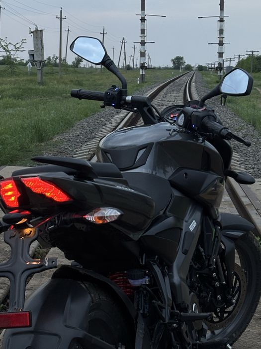 Bajaj pilsar ns200