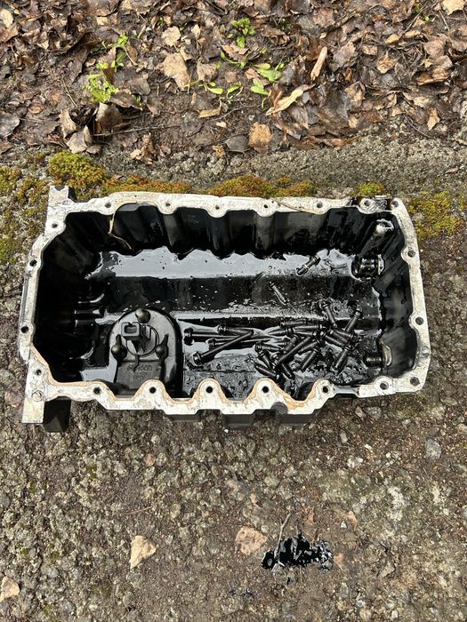 Піддон vag 2.0 tdi був на суперб 2014