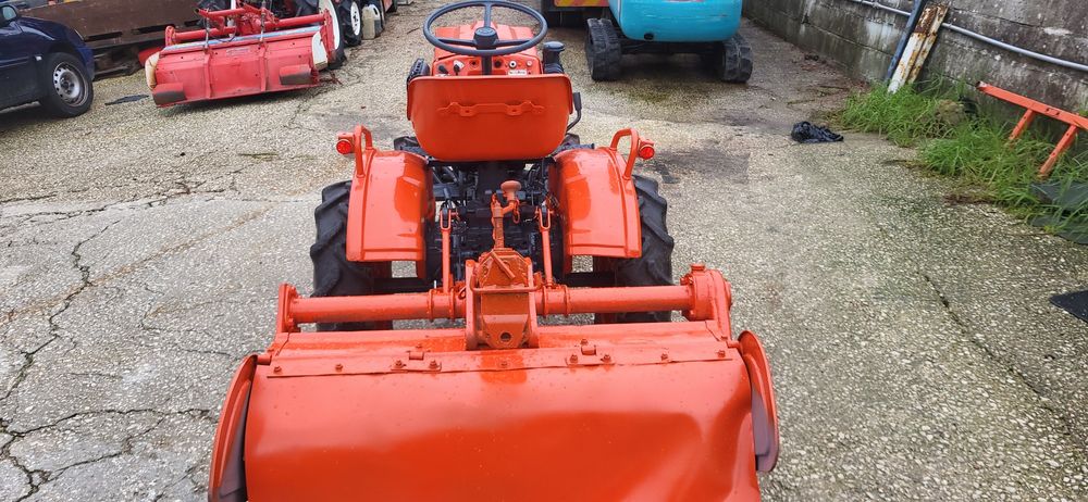 Tratror kubota B5000