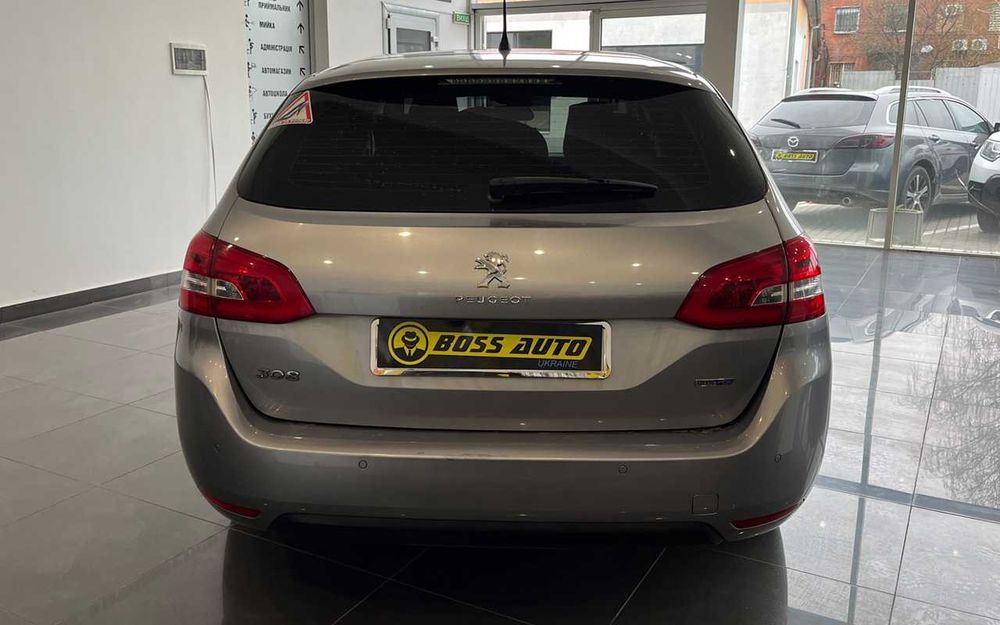 Peugeot 308 2016