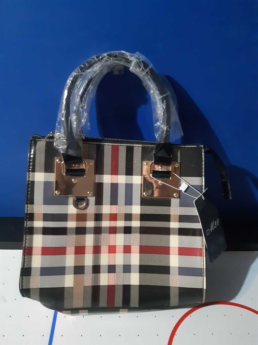 Mala nova de senhora a estrear