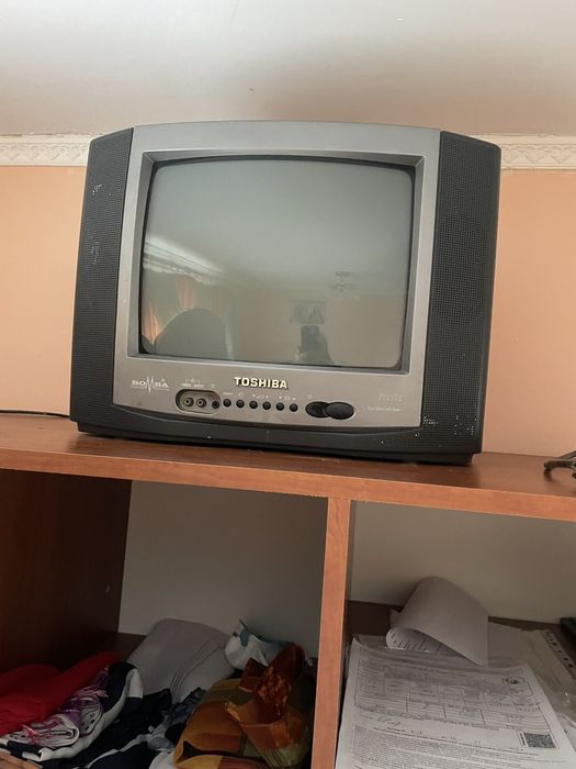 Продам телевізор