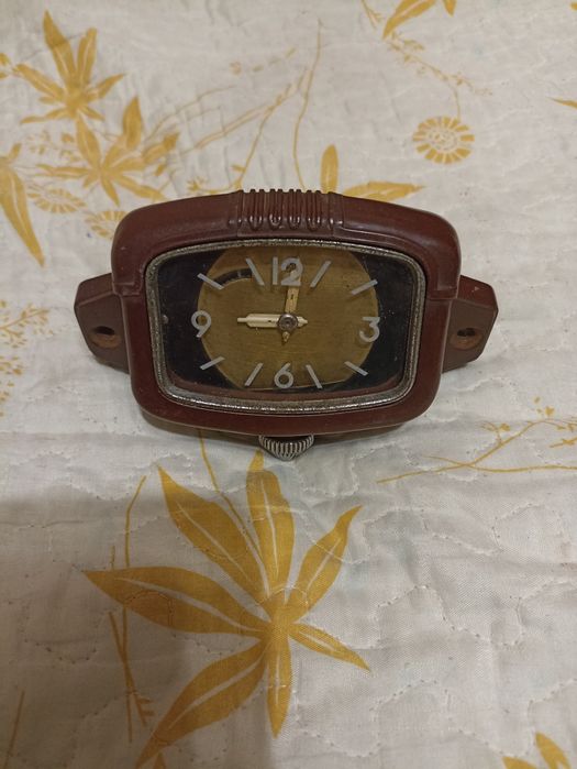 Годинник москвич 407 403