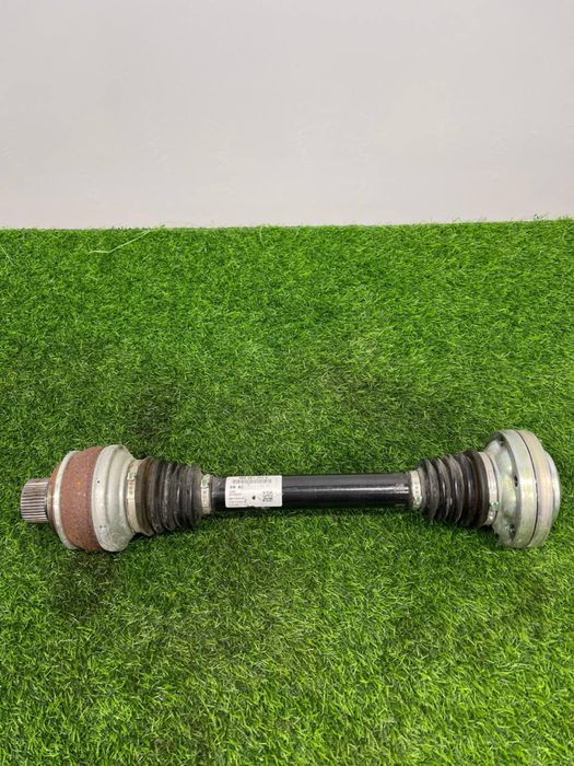 AUDI E-TRON піввісь