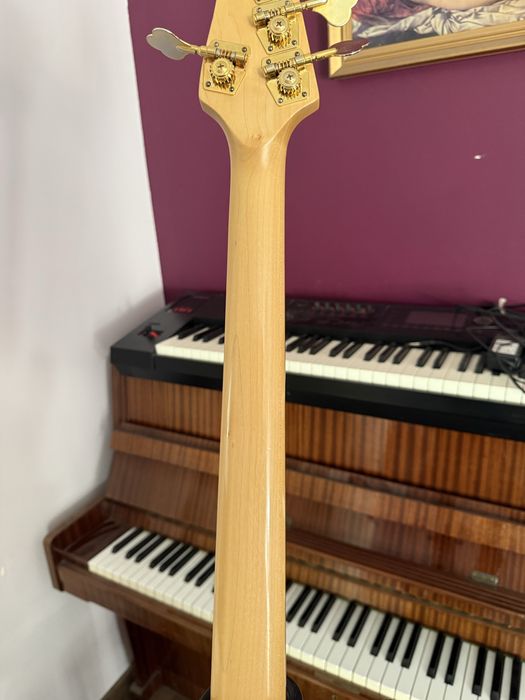 Gitara basowa  Flame Elite Series fretless 5 pięciostrunowy bass
