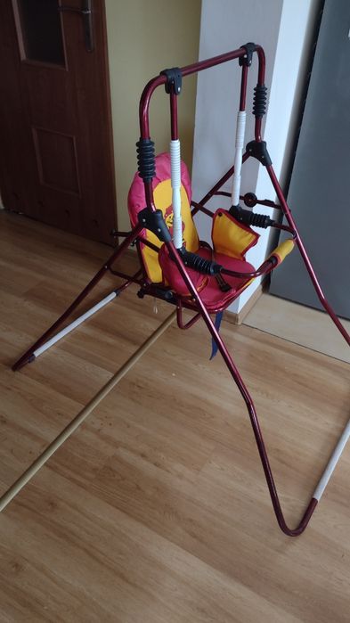 Huśtawka składana dla dziecka na zewnątrz i do wewnątrz domu