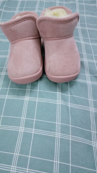 Взуття на дівчинку, угги, теплі ботінки, зимні ботінки