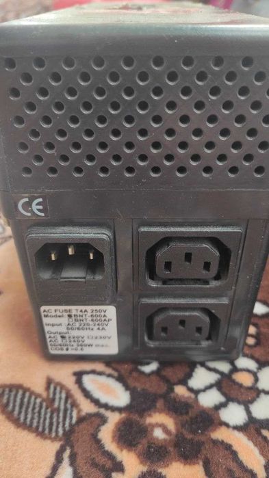 Джерело безперебійного живлення Powercom BNT-600A, 2 шт. Б/У