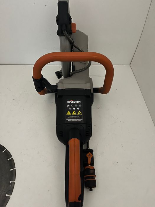 Piła tarczowa do cięcia betonu Evolution R300dct+ 2400 W 22 mm