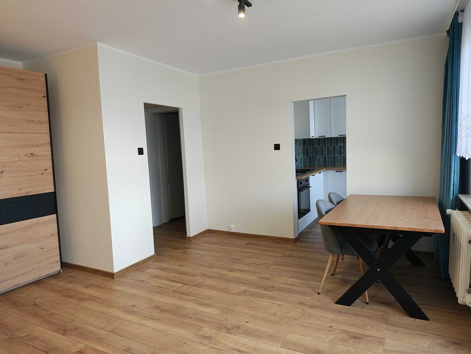 Kawalerka 32m2 z balkonem, komfortowa, na osiedlu Kopernika, bezpośrednio