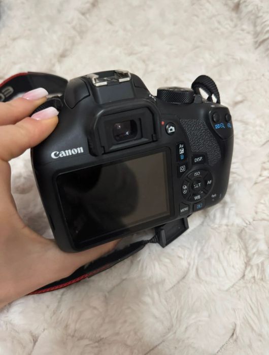 Aparat Canon 1300D