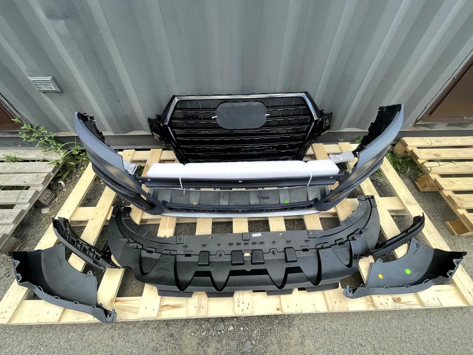 Передній бампер audi q7 4m/Audi Q7 4M/ауді ку7 2015-2019 Black +Захист