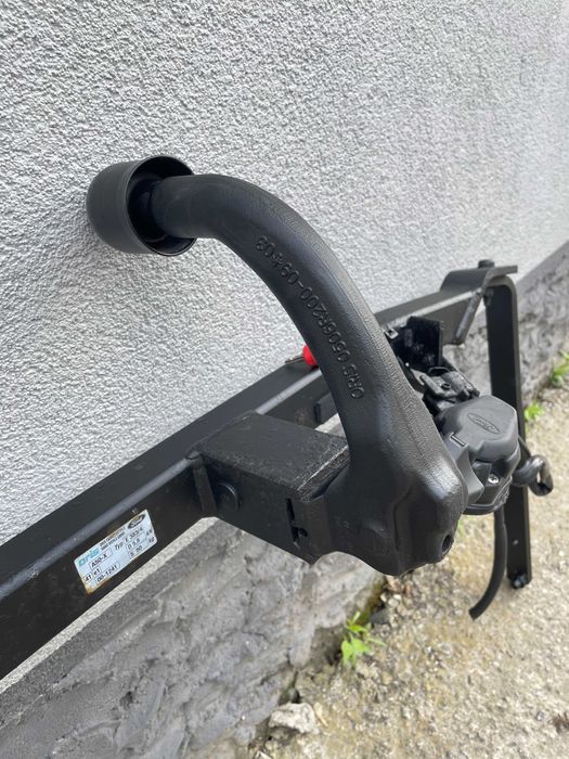 Фаркоп+розетка для Ford Fusion 2002-2012Форд Фьюжн Оригінал Гакз'ємний