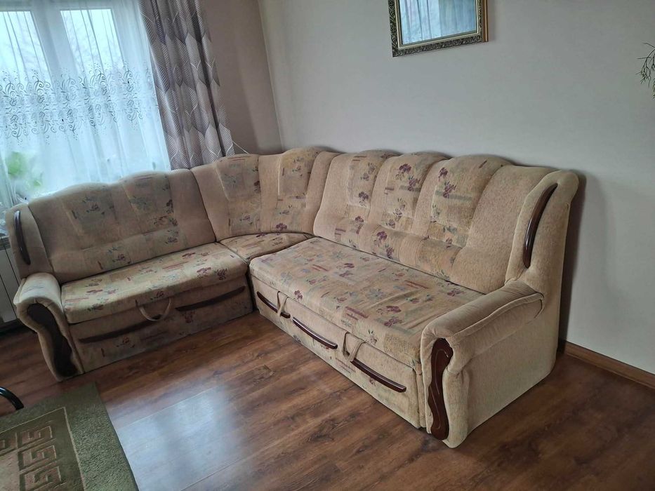 Sofa narożna z funkcją spania