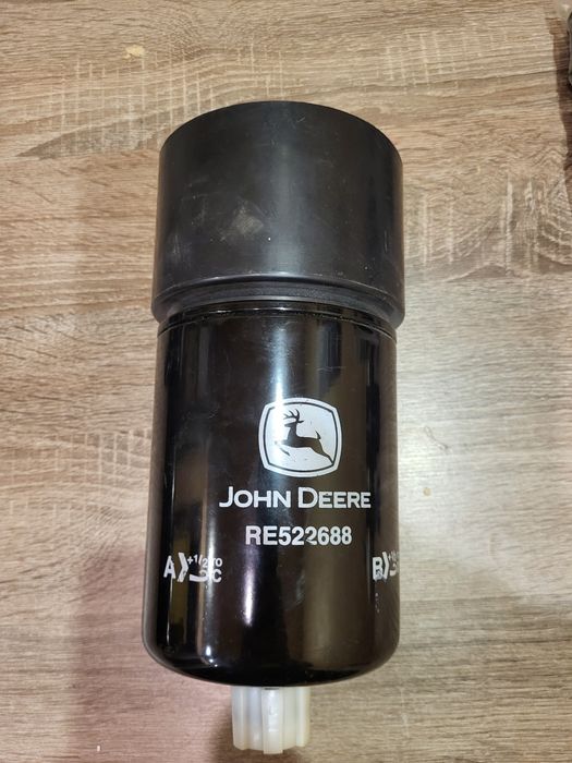 Фільтр тонкої очистки палива John Deere  RE522688