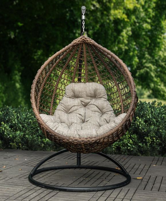 Кресло качалка Кокон подвесное. Качели коконы из ротанга садовые.