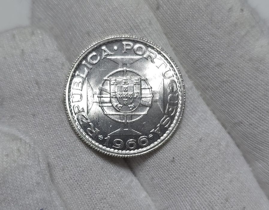 10$00 1966 Moçambique