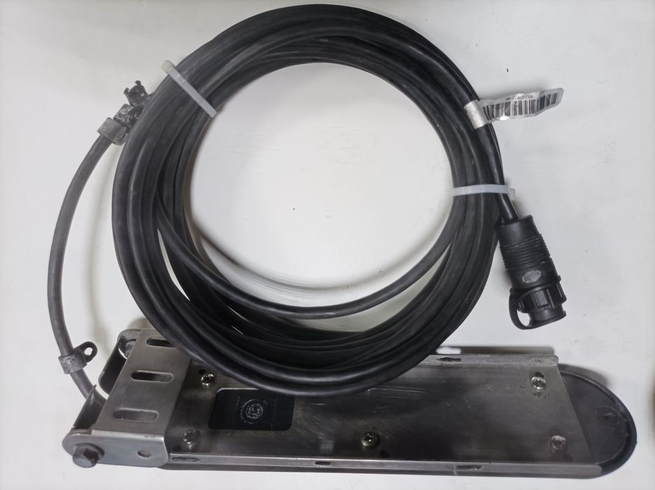 Ехолот Lowrance HDS 9 LIVE