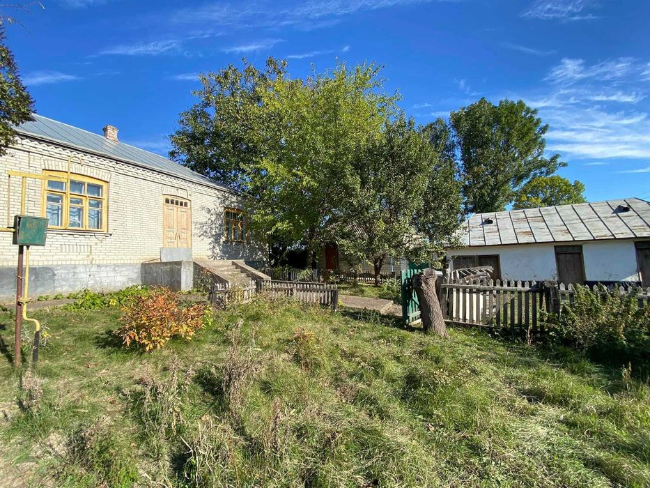 Продається будинок в с. Крищинці