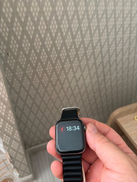 apple watch 5 44 nike - купить телефоны и аксессуары - Цена на OLX.ua