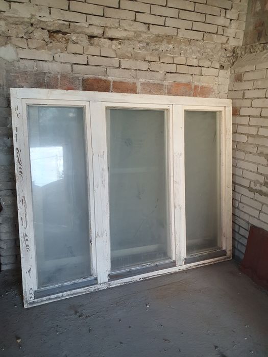 Okna drewniane z szybą