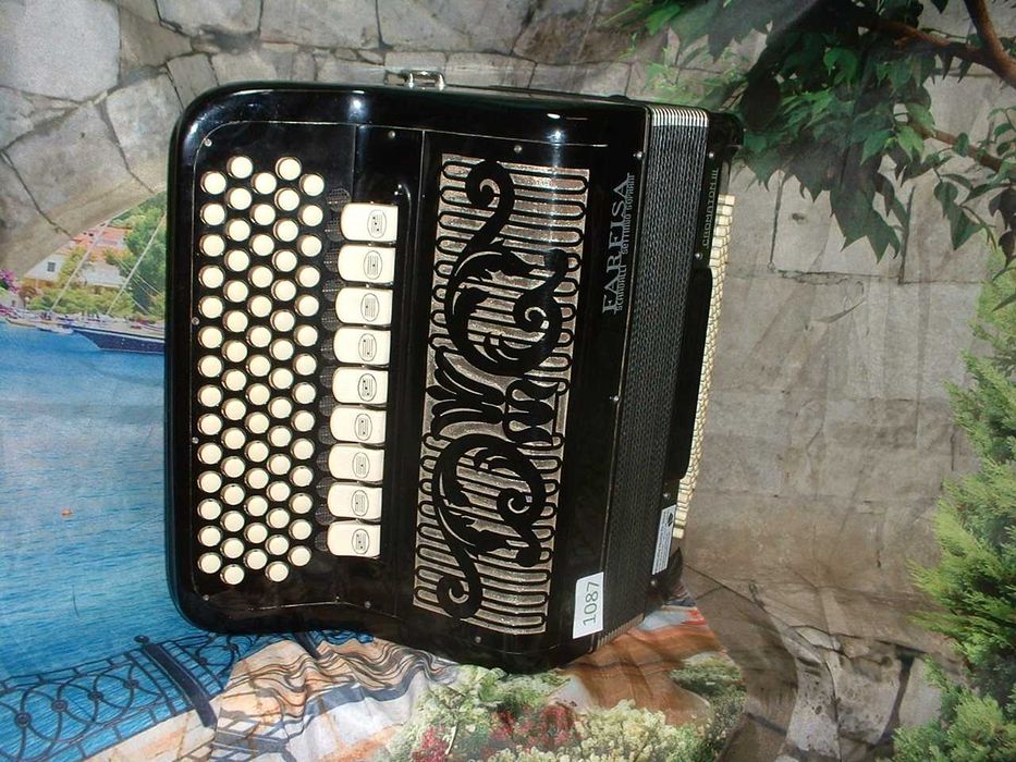 Accordion R, No. 108764575302208387121