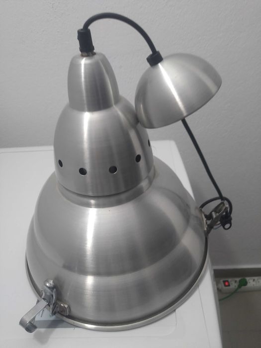 Candeeiro de quarto metalizado