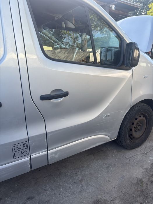 Drzwi prawy przód opel vivaro b ii 2 renault trafic 2014-2019 prawe przednie l193 kompletne