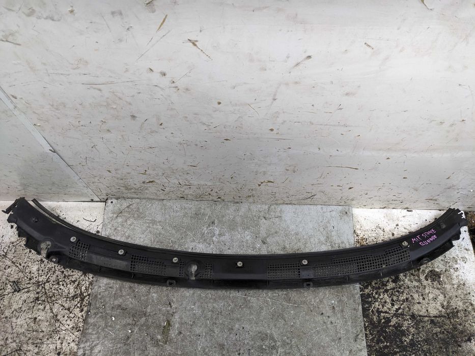 Mitsubishi Space Wagon Podszybie