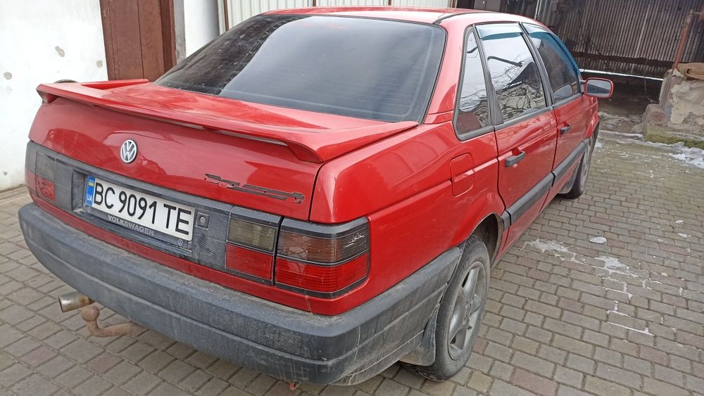 Volkswagen Pasat b3 1993 року