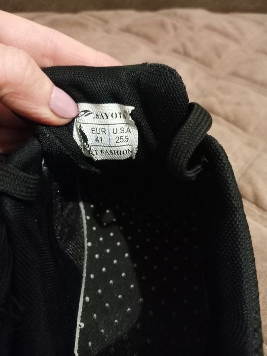 Кросівки для підлітка