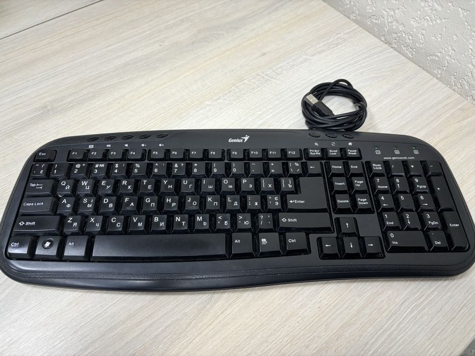 Продам клавіатуру