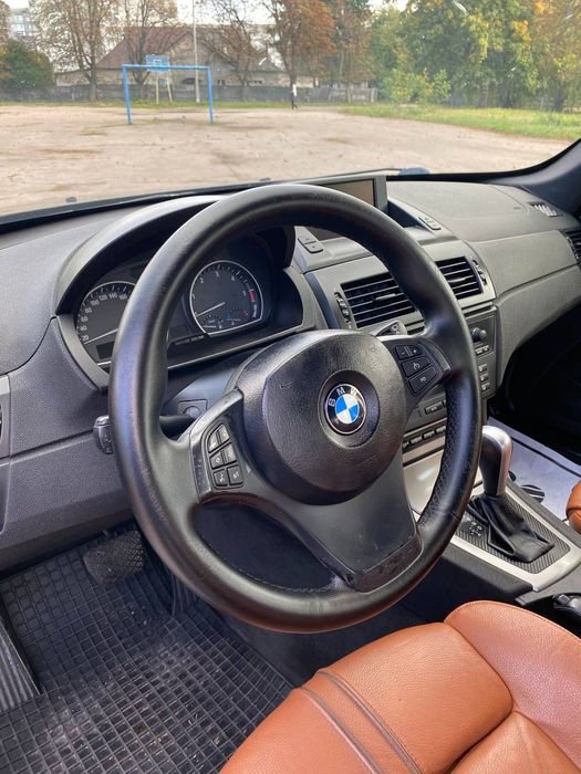 BMW X3 4x4 3.0 Дизель зі Швейцарії для військових