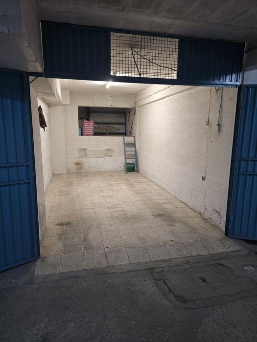 Garagem (box fechada)