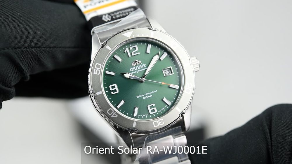 Orient Kamasu SOLAR RA-WJ0001E (39.9 mm) 200 m. WR, safira