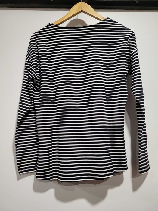 Camisola Preta às Riscas C&A