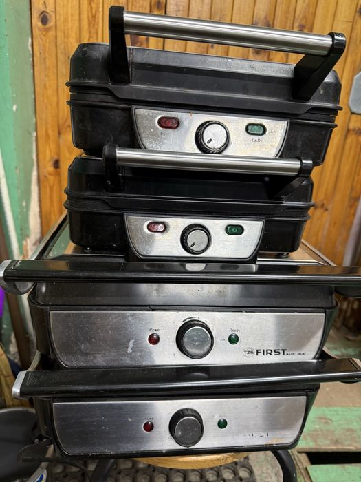 Гриль контактний , прижимний First