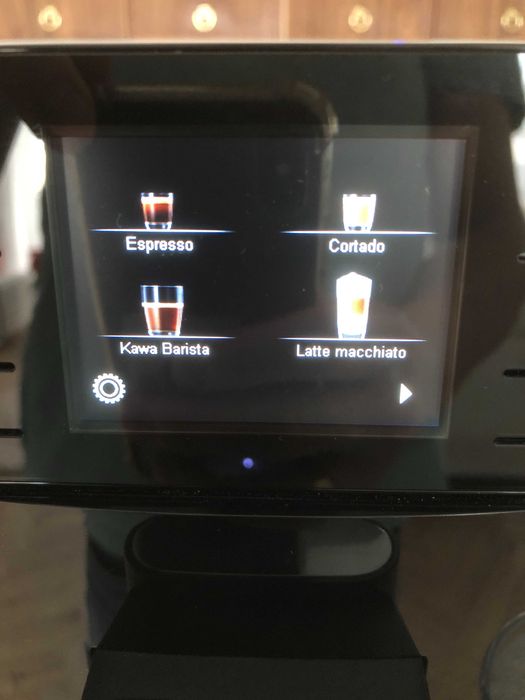 Automatyczny ekspres Jura E8 (EB) Piano Black / 2021rok / model: 15355