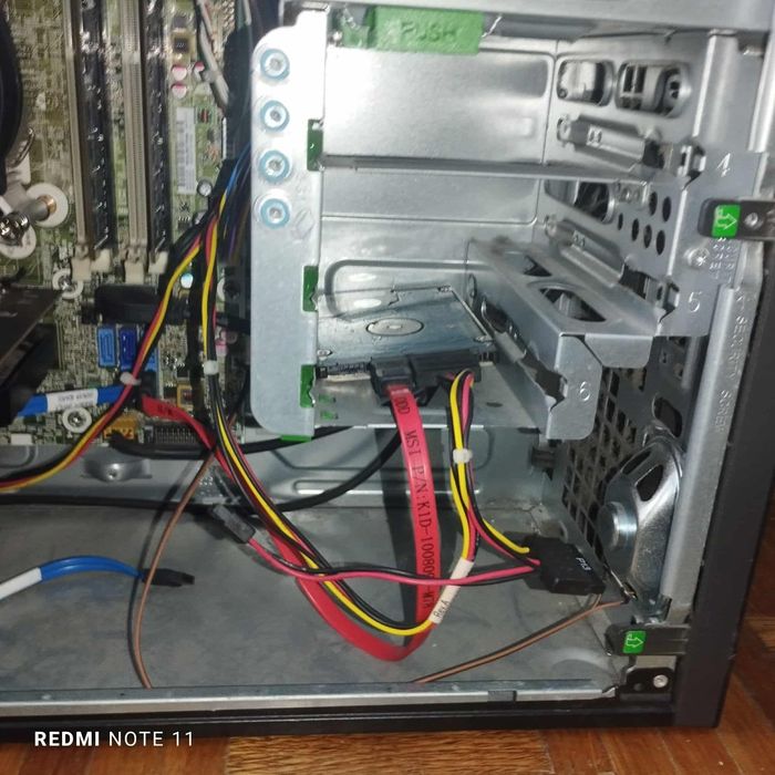 Komputer używany można używać widać parametry