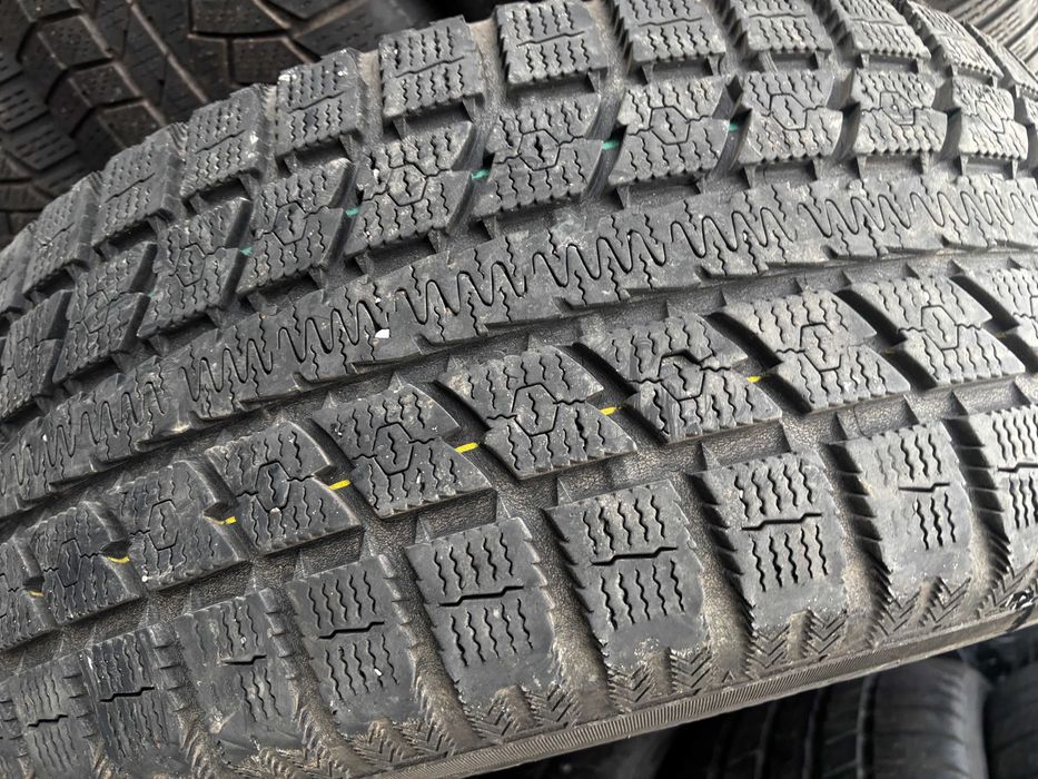 265-60-R18 TOYO OBSERVE GS5i = одна штука зимней резины GERMANY 2023