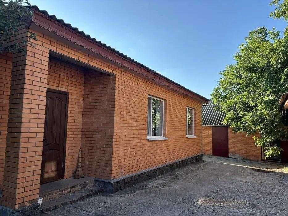 У  продажу  будинок с. Мачухи