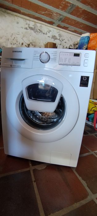 Máquina de lavar roupa Samsung