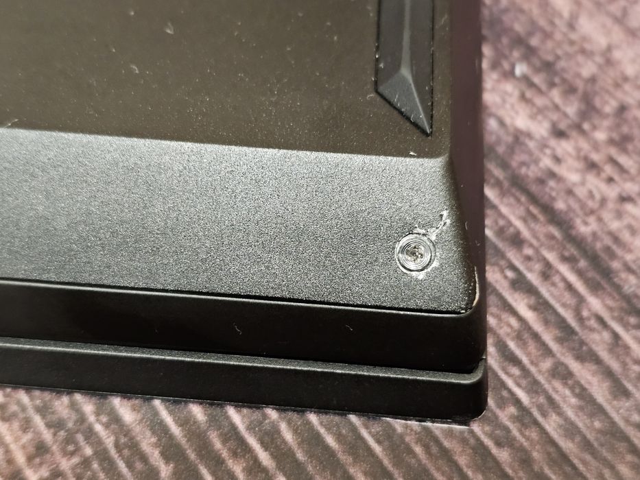 HP Omen 15-dh0007ng (Core i7-9750H/16Gb/RTX 2070 Max-Q/SSD+HDD/144Hz)