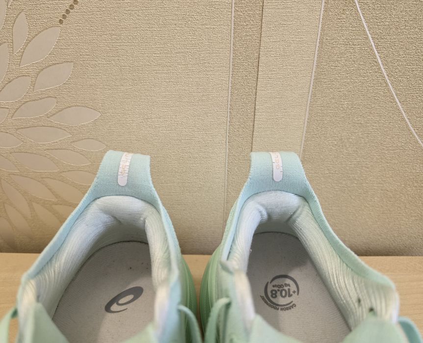 Бігові кросівки Asics Gel-Nimbus 26 оригінал розмір 41.5